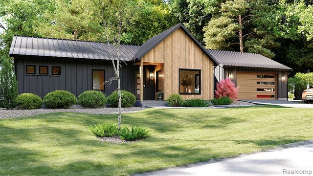 18018 Hoder Road, New Buffalo, MI 49117
