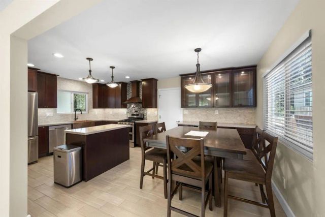 202 E J ST, Chula Vista, CA 91910
