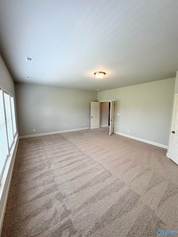 4323 Flint Drive, Owens Cross Roads, AL 35763