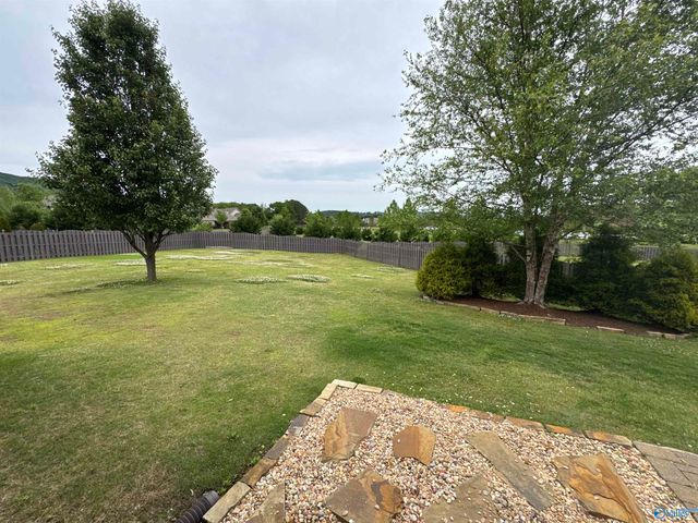 4323 Flint Drive, Owens Cross Roads, AL 35763