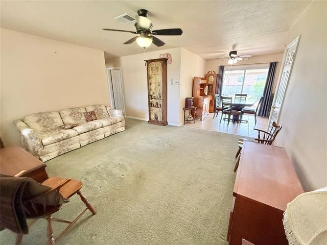 1016 W Peebly Drive, Midwest City, OK 73110