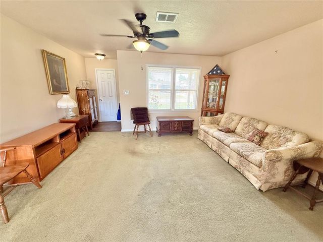 1016 W Peebly Drive, Midwest City, OK 73110