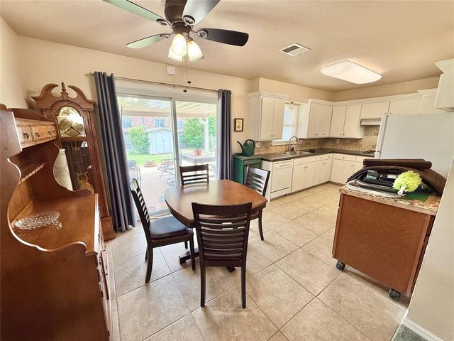 1016 W Peebly Drive, Midwest City, OK 73110