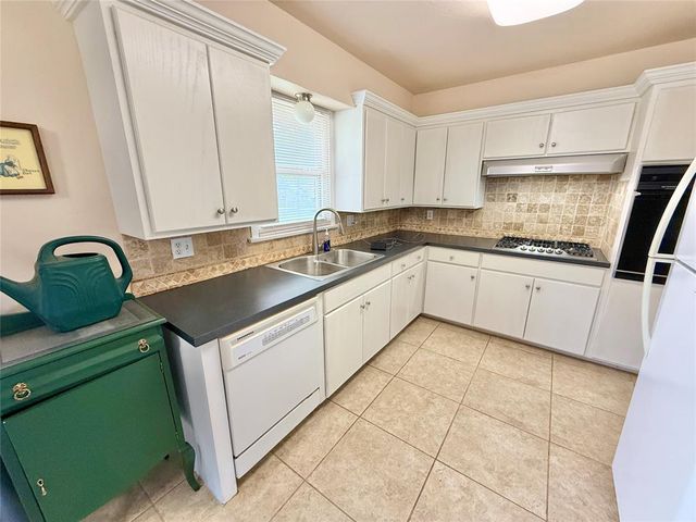 1016 W Peebly Drive, Midwest City, OK 73110