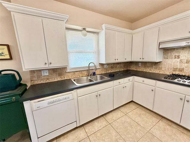 1016 W Peebly Drive, Midwest City, OK 73110