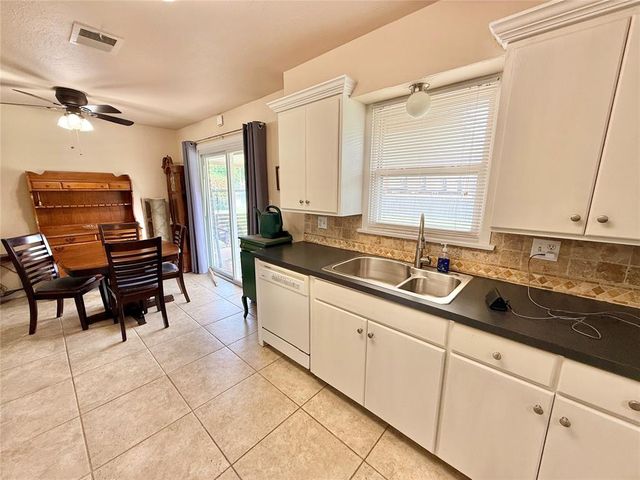 1016 W Peebly Drive, Midwest City, OK 73110