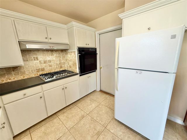 1016 W Peebly Drive, Midwest City, OK 73110