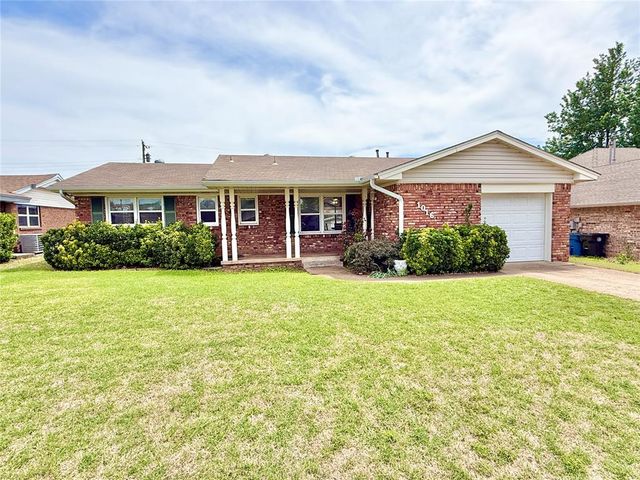 1016 W Peebly Drive, Midwest City, OK 73110
