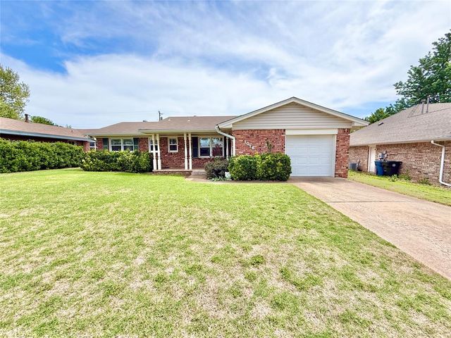 1016 W Peebly Drive, Midwest City, OK 73110
