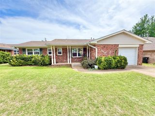 1016 W Peebly Drive, Midwest City, OK 73110