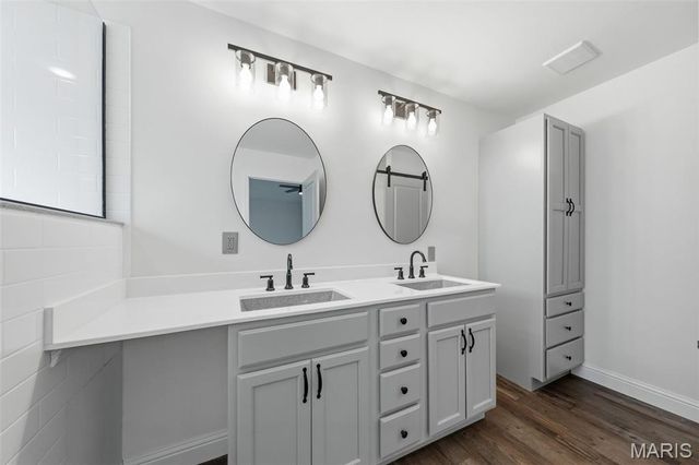 2255 County Farm Road, Wright City, MO 63390