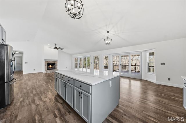 2255 County Farm Road, Wright City, MO 63390