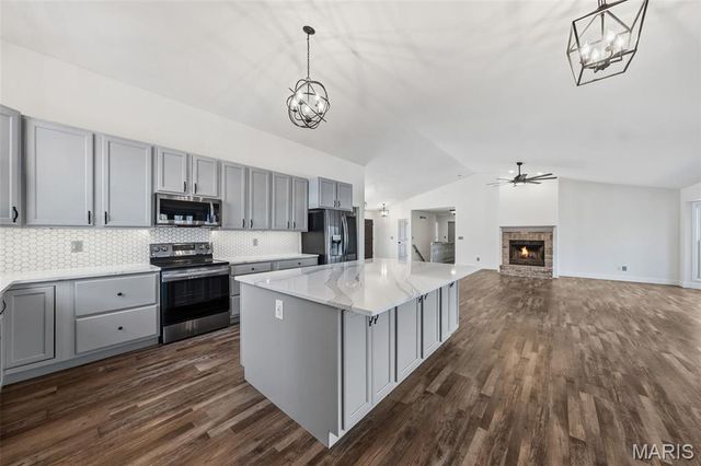 2255 County Farm Road, Wright City, MO 63390