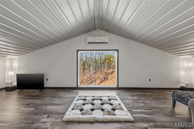 2255 County Farm Road, Wright City, MO 63390