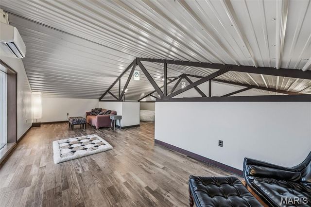 2255 County Farm Road, Wright City, MO 63390