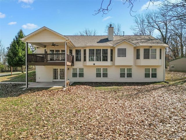 2255 County Farm Road, Wright City, MO 63390