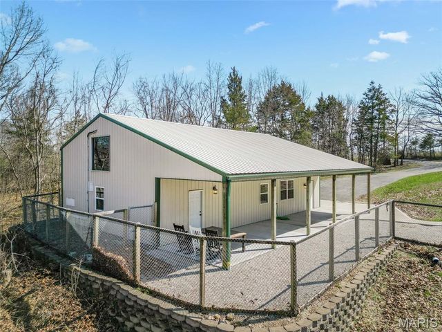 2255 County Farm Road, Wright City, MO 63390