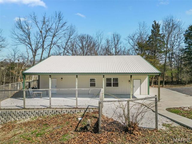 2255 County Farm Road, Wright City, MO 63390