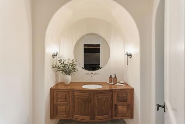 16614 Circa Del Sur, Rancho Santa Fe, CA 92067