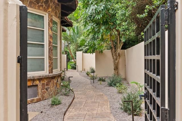 16614 Circa Del Sur, Rancho Santa Fe, CA 92067