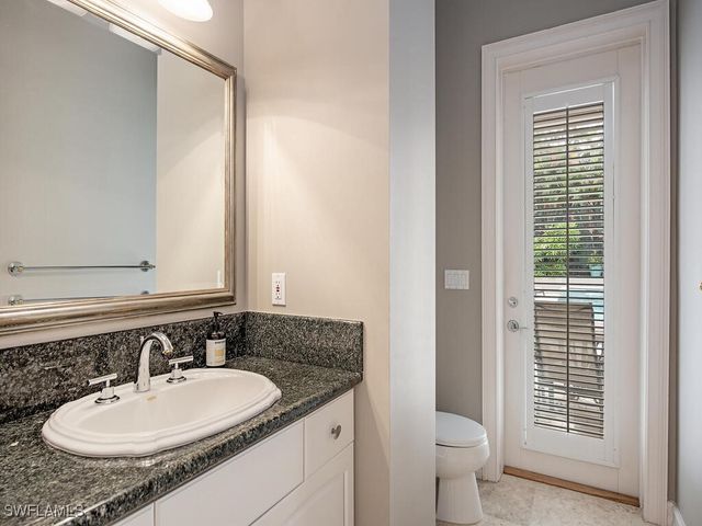 2080 Gordon DR, Naples, FL 34102