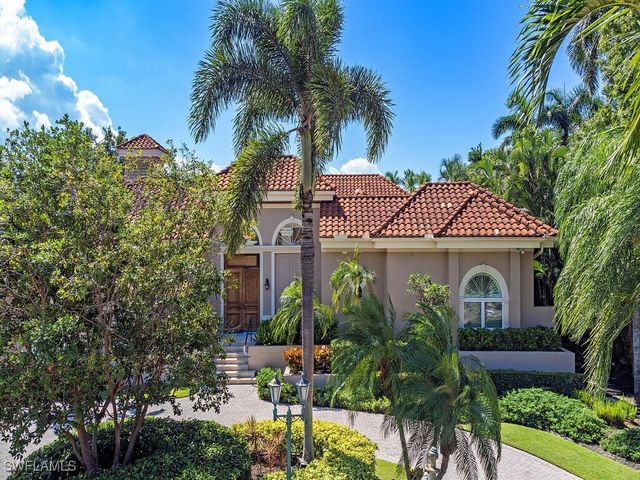 2080 Gordon DR, Naples, FL 34102
