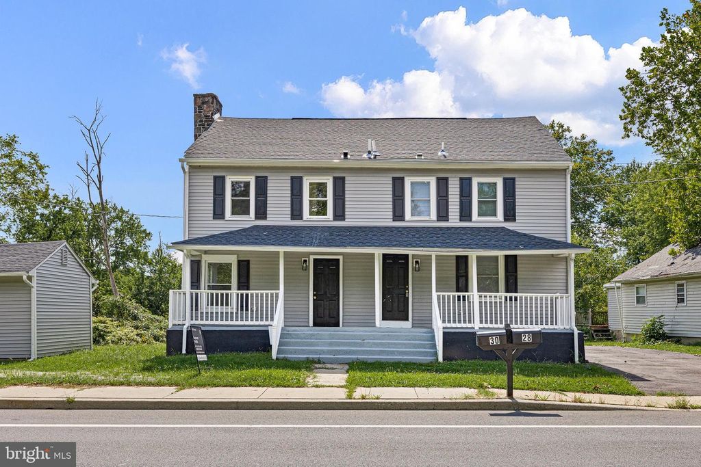 30 E MAIN ST, Christiana, DE 19702