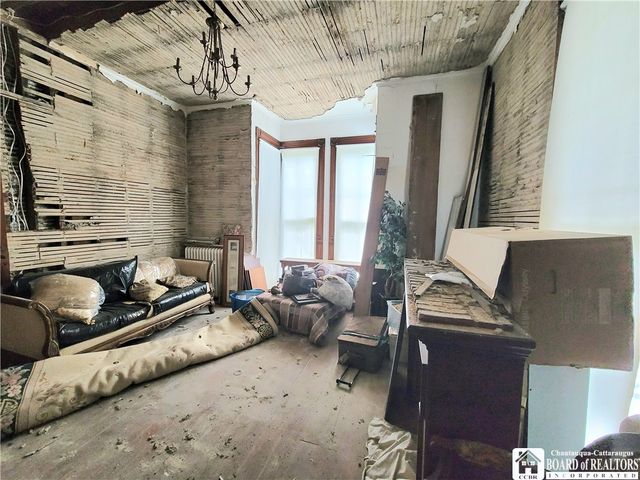 52 Lakeview Avenue, Jamestown, NY 14701