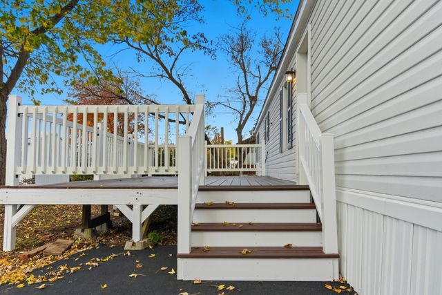 41 Longmeadow Drive, Concord, NH 03301