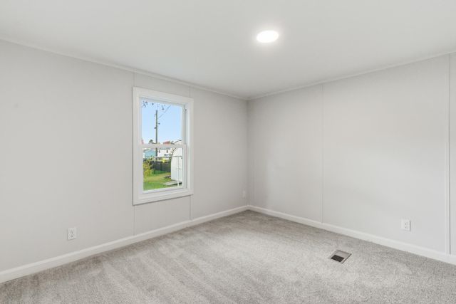 41 Longmeadow Drive, Concord, NH 03301