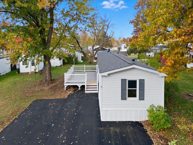 41 Longmeadow Drive, Concord, NH 03301