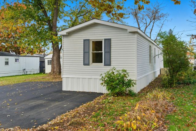 41 Longmeadow Drive, Concord, NH 03301