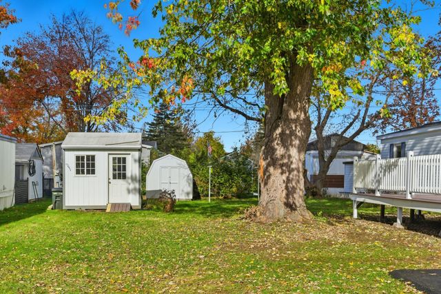 41 Longmeadow Drive, Concord, NH 03301