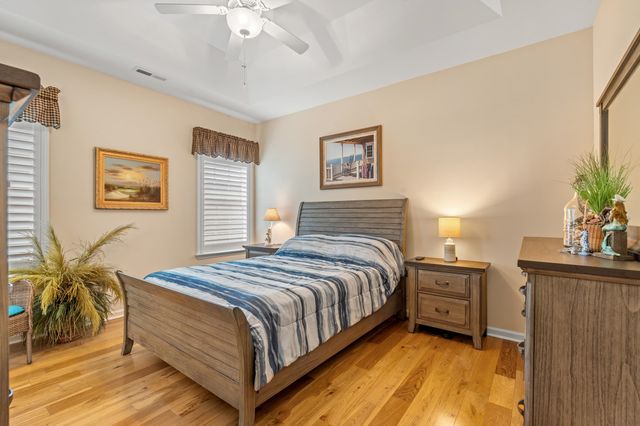 127 Fincham Dr., Little River, SC 29566