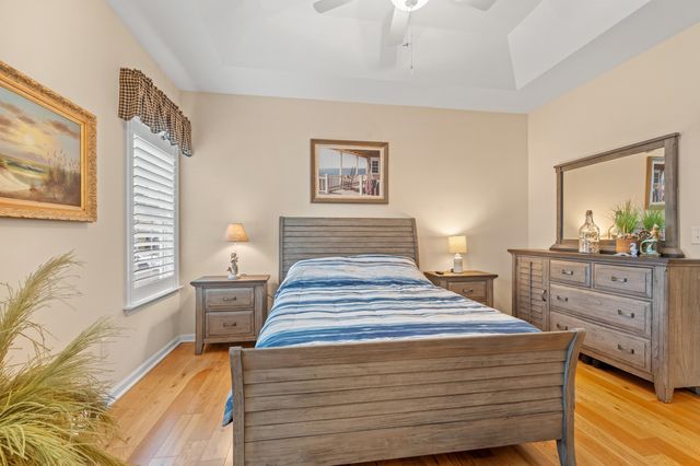 127 Fincham Dr., Little River, SC 29566