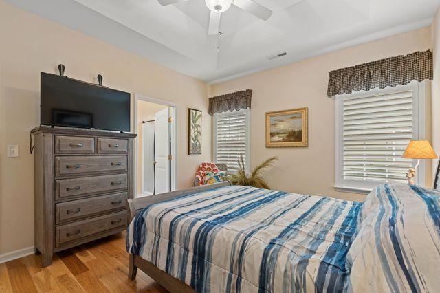 127 Fincham Dr., Little River, SC 29566