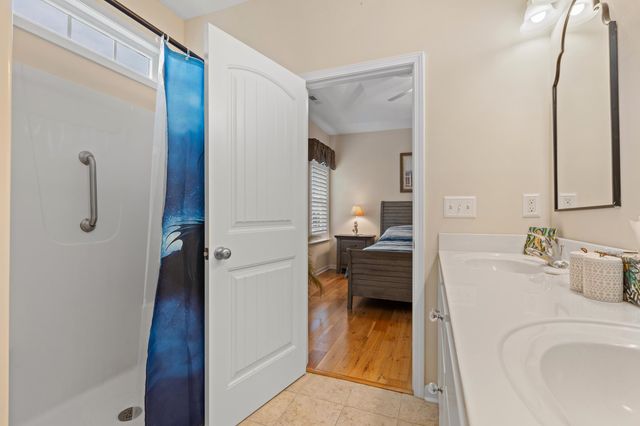 127 Fincham Dr., Little River, SC 29566