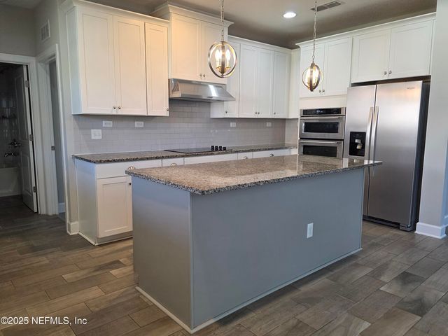 1494 SHADOW CREEK Drive, Orange Park, FL 32065