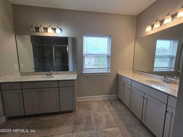 1494 SHADOW CREEK Drive, Orange Park, FL 32065