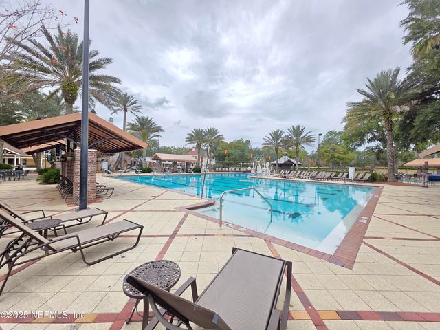 1494 SHADOW CREEK Drive, Orange Park, FL 32065