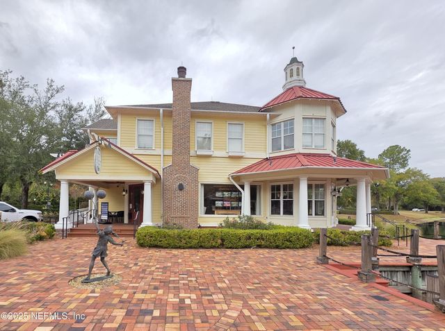 1494 SHADOW CREEK Drive, Orange Park, FL 32065