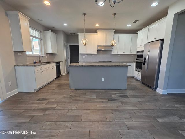 1494 SHADOW CREEK Drive, Orange Park, FL 32065