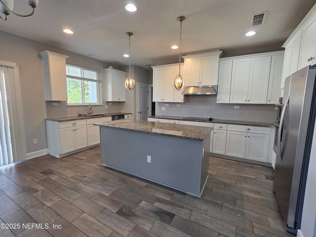 1494 SHADOW CREEK Drive, Orange Park, FL 32065