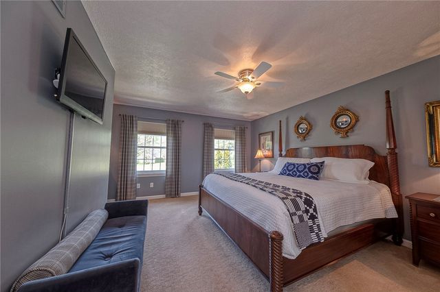 373 Old Plank Rd, Penn Twp, PA 16002