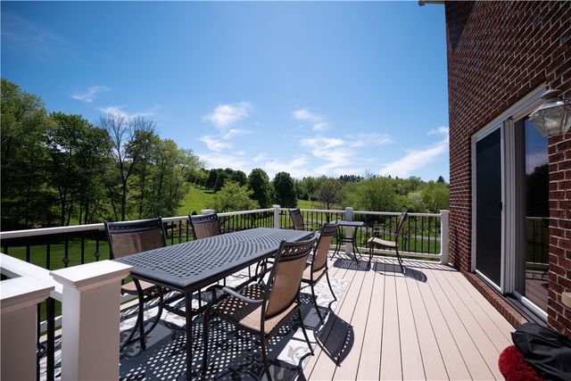 373 Old Plank Rd, Penn Twp, PA 16002