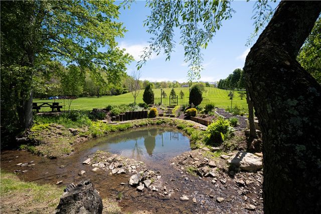 373 Old Plank Rd, Penn Twp, PA 16002
