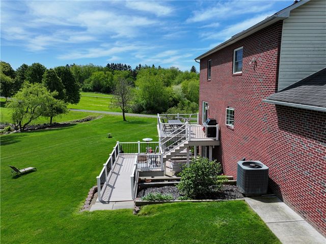 373 Old Plank Rd, Penn Twp, PA 16002
