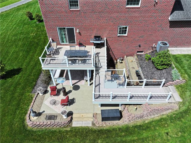373 Old Plank Rd, Penn Twp, PA 16002