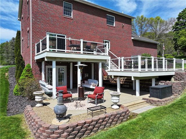 373 Old Plank Rd, Penn Twp, PA 16002