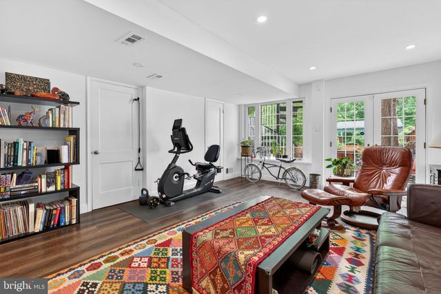 5211 NEBRASKA AVE NW, Washington, DC 20015